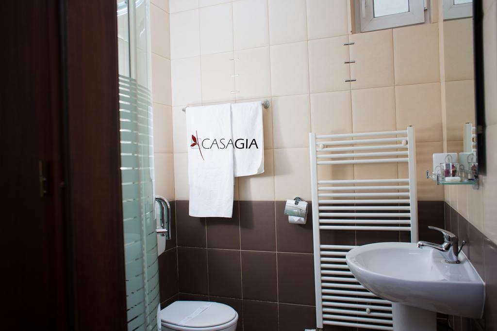 Pension Casa Gia Cluj-Napoca Room photo
